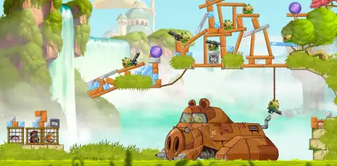 Скриншот игры Angry Birds Star Wars II (2013), кадр 1