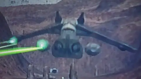 Скриншот игры Star Wars: Rogue Squadron III: Rebel Strike (2003), кадр 2